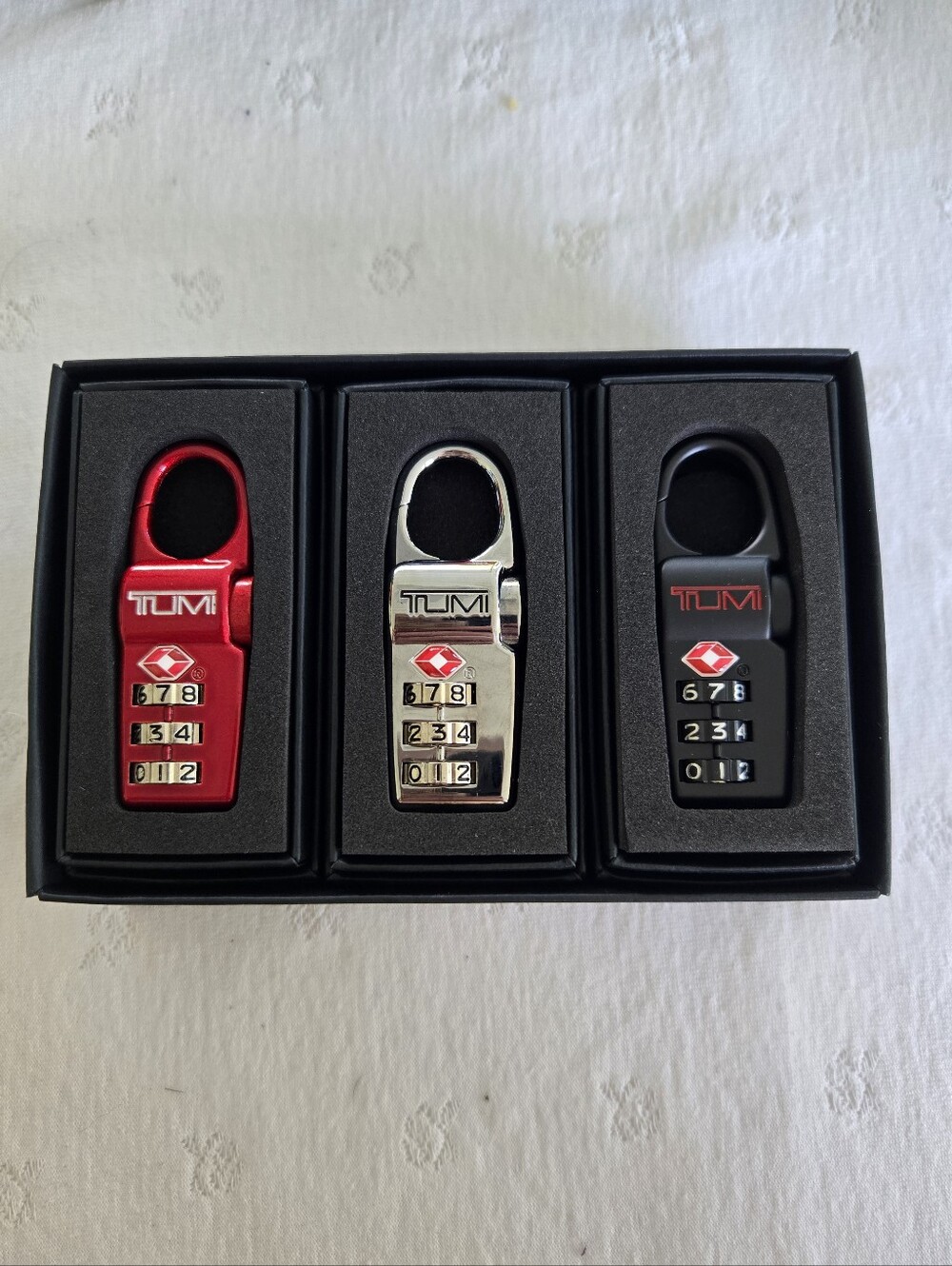 NIB Tumi Set of 3 TSA Locks Red, Black, Silver